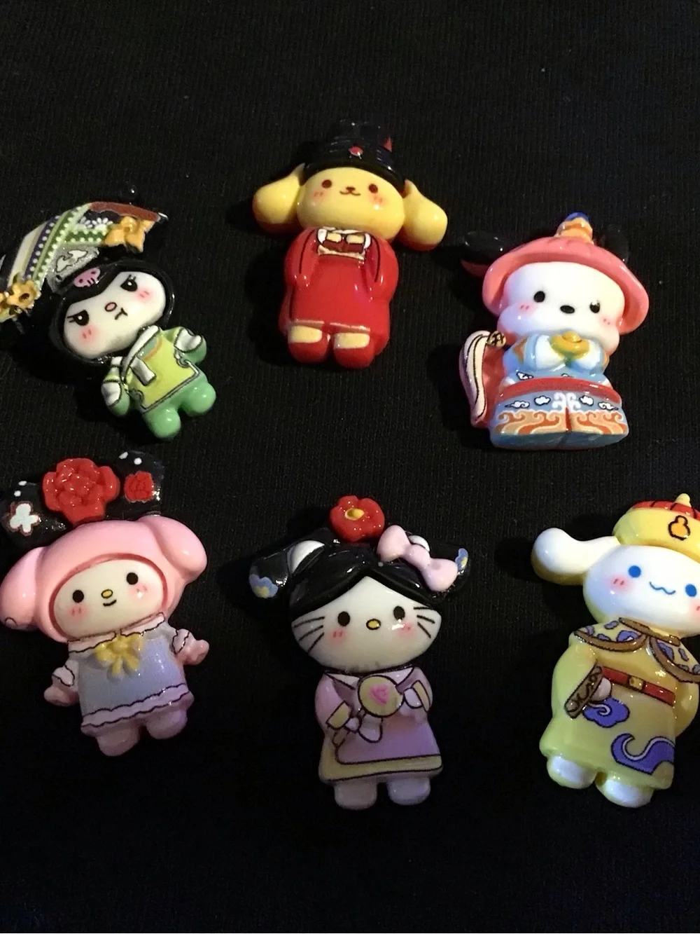 Sanrio characters mini magnet set with kimono design - Assorted Pastel Colors